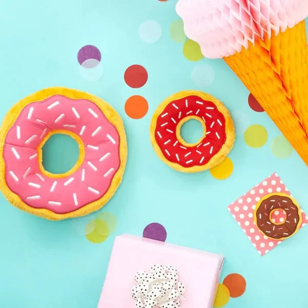 ZippyPaws Jumbo Donutz Squeaky Plush Dog Toy 4 ZippyPaws Jumbo Donutz Squeaky Plush Dog Toy - Image 2